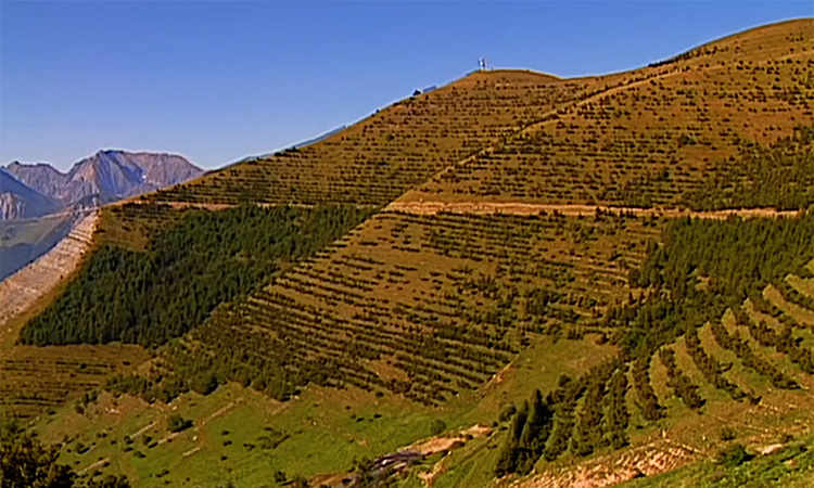 L'Homme aménage et protège son environnement - L'aménagement en région montagneuse - 4mn 17s
